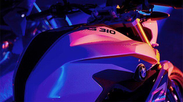 G 310 R Desafío Park 'n' Ride
