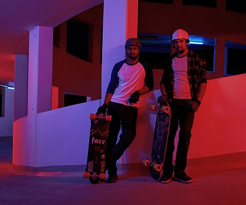 G 310 R Desafío Park n Ride Guto y Sebastian Longboarder