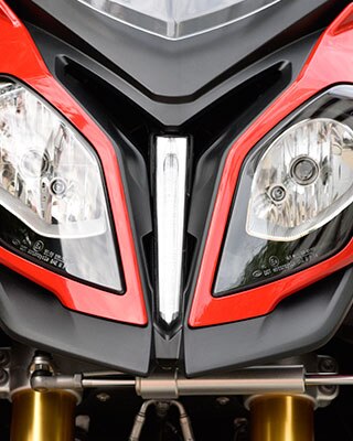Frontal de la S 1000 XR con personalidad