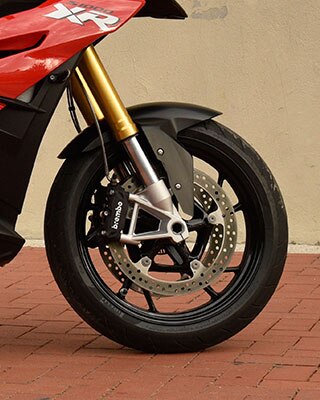 Llantas de aluminio fundido con válvula inclinada de la S 1000 XR