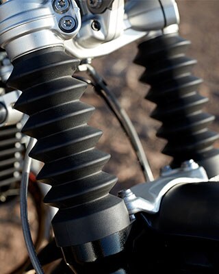 Horquilla telescópica con fuelles de la R nineT Scrambler