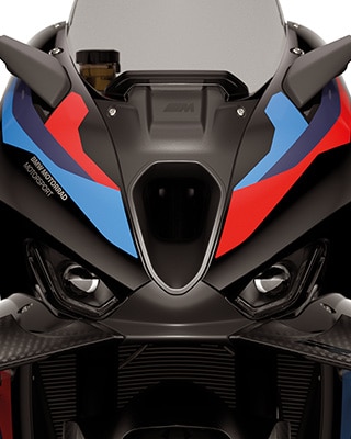 El revestimiento aerodinámico con parabrisas de la M 1000 RR