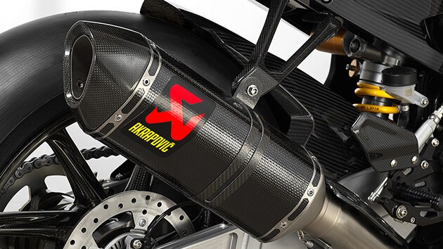 Sistema de escape Akrapovič de titanio de la HP4 Race