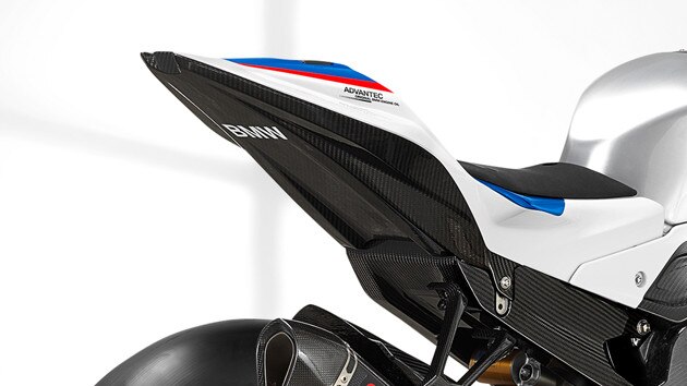 Parte trasera de carbono de la HP4 Race