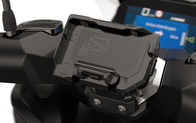 La preparación de navegación opcional para el C 400 X de BMW Motorrad